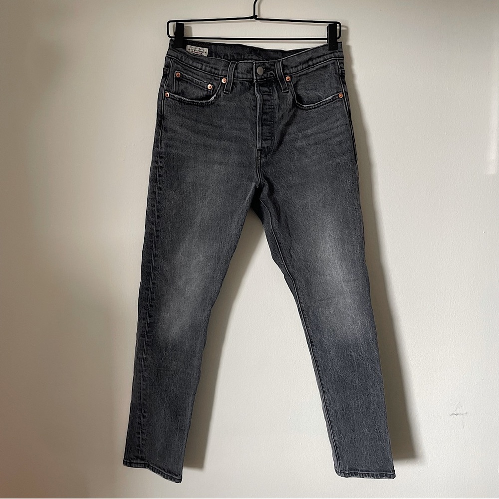 Black denim Levi’s